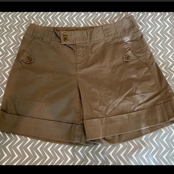 NWOT Banana Republic Shorts​ - Picture 2 of 5